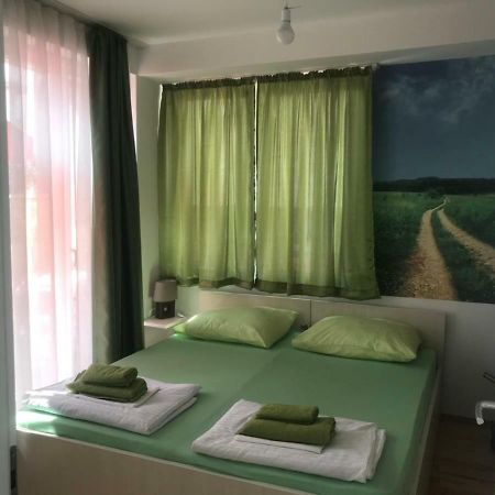 City Apartment โอครีด ภายนอก รูปภาพ