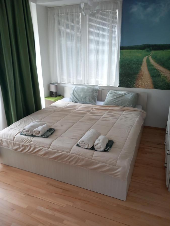 City Apartment โอครีด ภายนอก รูปภาพ